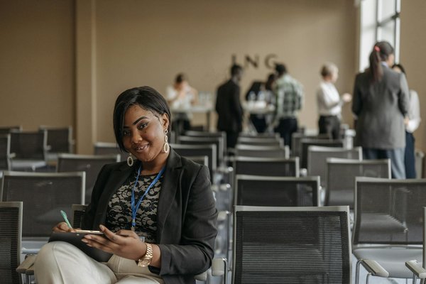 What Are the Key Steps for Setting Up a Business Legally in the UK?